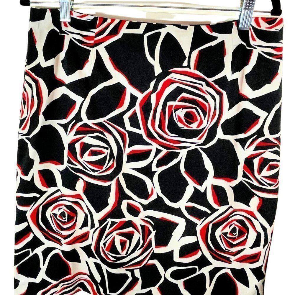 Jones Wear Stretch Rose Print Skirt - Black, Red & Cream Size 10